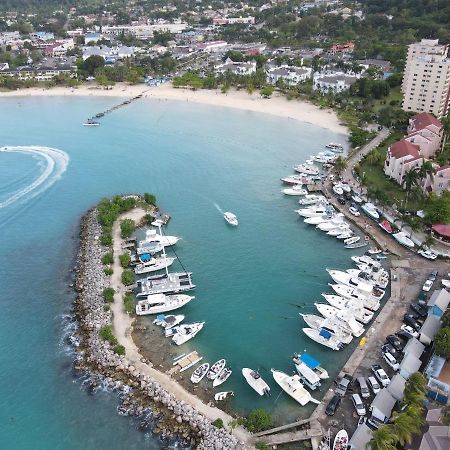 Ocho Rios Sandcastles A19 외부 사진